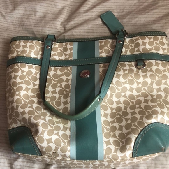 Coach Handbags - Coach purse